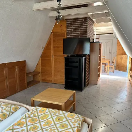 Ferienwohnung Im Gruenen Am Rande Von Weimar Exterior photo