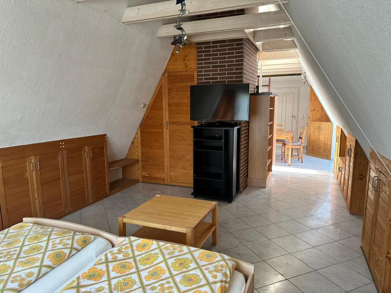 Apartment Im Gruenen Am Rande Von *