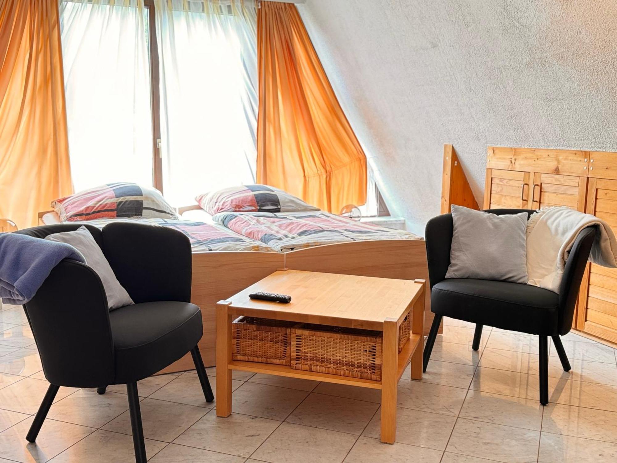 Appartement Im Gruenen Am Rande Von *